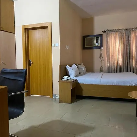 Citilodge Hotel & Conference Centre Newly Renovated Abuja Exterior photo